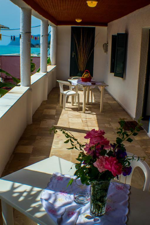 Agathi Beach House Agios Gordios  Exterior foto